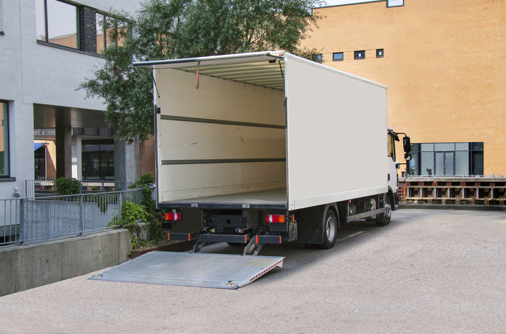 Six-O Tail lift deliveries nationwide